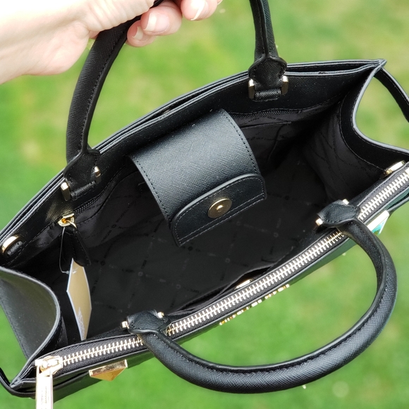 ⚠️LAST 1⚠️ Michael Kors Karla Large Satchel Black - Picture 4 of 8